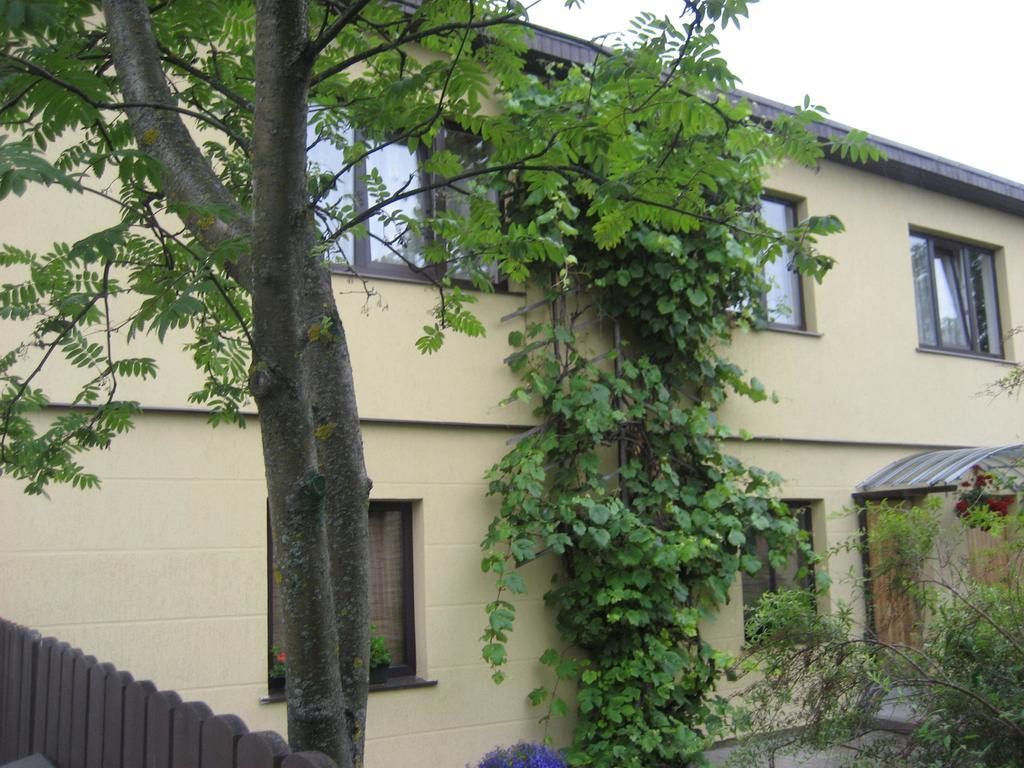 Guest House Maija เวนต์สปิลส์ ภายนอก รูปภาพ